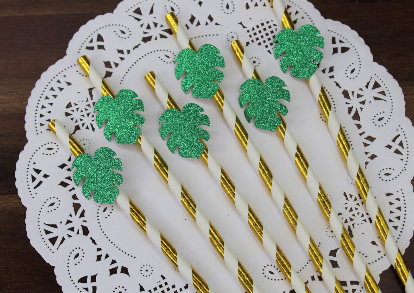 Green Tropical Leaf Paper Straws - Jungle Party - Flamingo Party - Tropical Birthday - Monstera Leaf Paper Straws - Tropical Party Straws