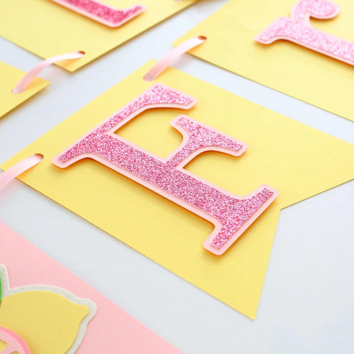 Freshly Graduated Banner, 2026 Custom Lemon Graduation Party Decorations, Personalized Lemonade Grad Garland