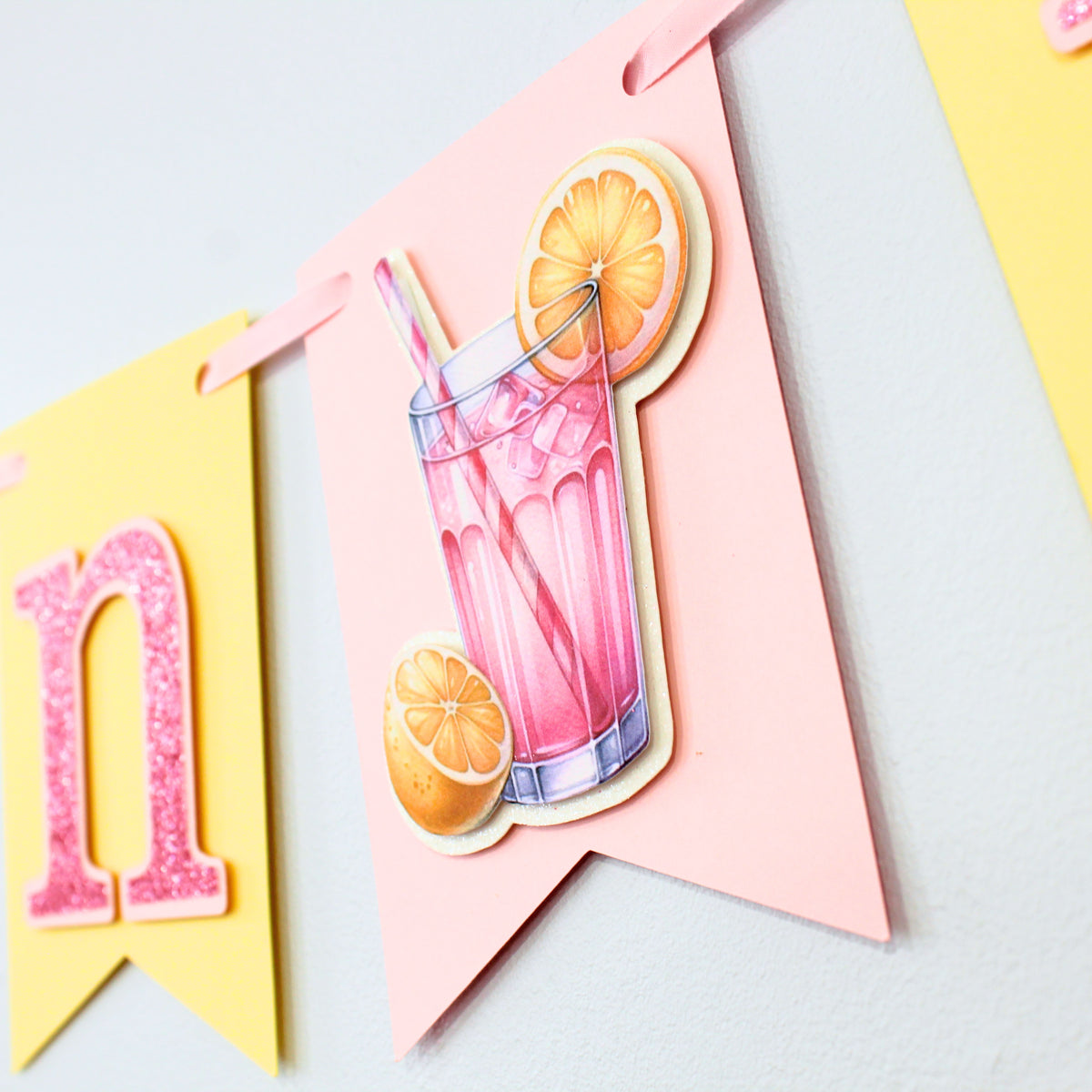 Freshly Graduated Banner, 2026 Custom Lemon Graduation Party Decorations, Personalized Lemonade Grad Garland